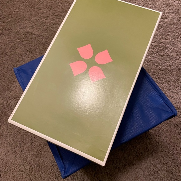 Naturalizer Black Leather Peep Heels - Picture 2 of 5